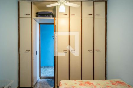 Casa à venda com 280m², 3 quartos e 4 vagas Casa à venda com 280m², 3 quartos e 4 vagasQuarto 1