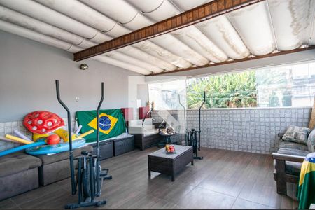 Casa à venda com 280m², 3 quartos e 4 vagas Casa à venda com 280m², 3 quartos e 4 vagasSalão de Festas