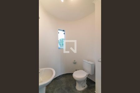 Casa à venda com 303m², 4 quartos e 4 vagas Casa à venda com 303m², 4 quartos e 4 vagasBanheiro do Escritório