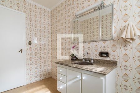 Casa à venda com 303m², 4 quartos e 4 vagas Casa à venda com 303m², 4 quartos e 4 vagasBanheiro