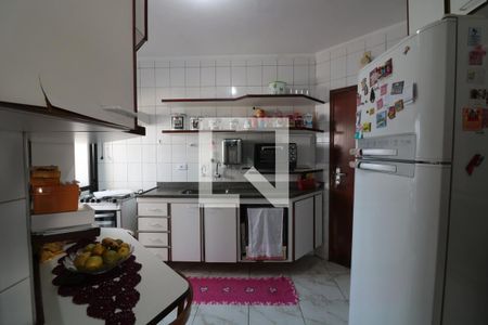 Apartamento à venda com 80m², 3 quartos e 2 vagasCozinha