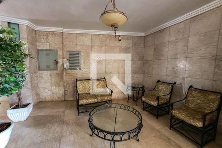 Apartamento à venda com 63m², 2 quartos e sem vaga Apartamento à venda com 63m², 2 quartos e sem vagaHall social