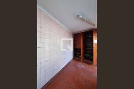 Casa à venda com 400m², 3 quartos e 6 vagas Casa à venda com 400m², 3 quartos e 6 vagasÁrea de serviço