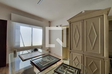 Casa à venda com 400m², 3 quartos e 6 vagas Casa à venda com 400m², 3 quartos e 6 vagasQuarto 2