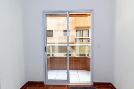 Detalhe da sala de apartamento para alugar com 1 quarto, 46m² em Guilhermina, Praia Grande