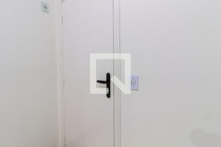 Detalhe da sala de apartamento para alugar com 1 quarto, 46m² em Guilhermina, Praia Grande