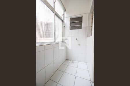 Apartamento para alugar com 70m², 2 quartos e sem vaga Apartamento para alugar com 70m², 2 quartos e sem vagaÁrea de serviço