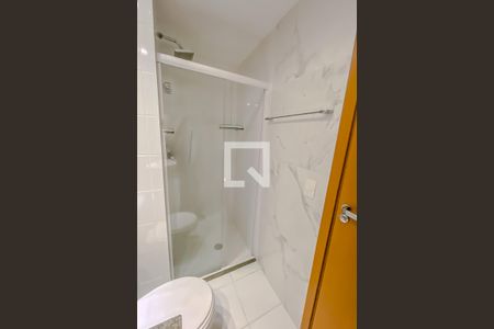 Apartamento à venda com 60m², 2 quartos e 1 vaga Apartamento à venda com 60m², 2 quartos e 1 vagaBanheiro