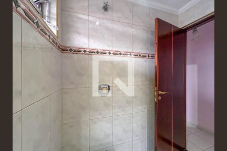 Casa à venda com 232m², 5 quartos e 2 vagas Casa à venda com 232m², 5 quartos e 2 vagasBanheiro 1