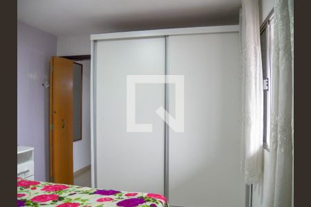 Casa à venda com 232m², 5 quartos e 2 vagas Casa à venda com 232m², 5 quartos e 2 vagasSuíte