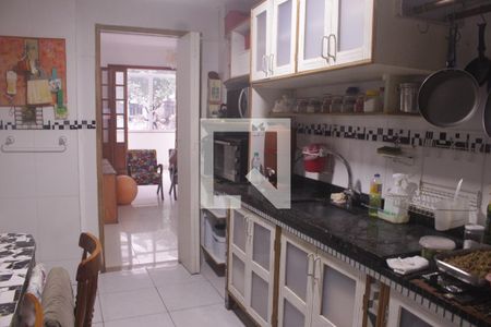 Apartamento à venda com 150m², 3 quartos e sem vagaCozinha