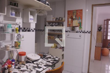 Apartamento à venda com 150m², 3 quartos e sem vagaCozinha