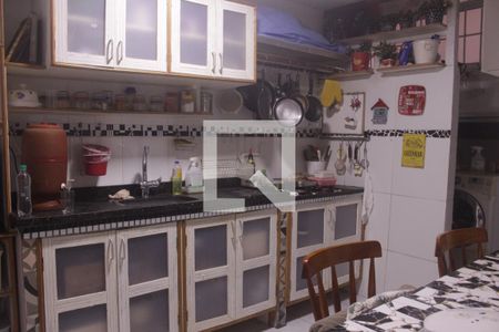 Apartamento à venda com 150m², 3 quartos e sem vagaCozinha