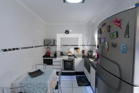 Casa de condomínio à venda com 133m², 2 quartos e 2 vagasCozinha