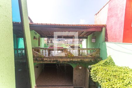Casa à venda com 210m², 3 quartos e 4 vagas Casa à venda com 210m², 3 quartos e 4 vagasVista varanda suíte