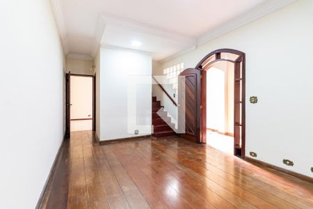 Sala de casa para alugar com 3 quartos, 180m² em Vila Campo Grande, São Paulo