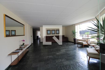 Apartamento à venda com 55m², 2 quartos e 1 vagaHall