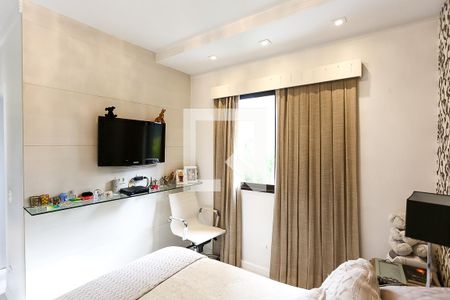 Apartamento à venda com 176m², 3 quartos e 3 vagasSuíte 1