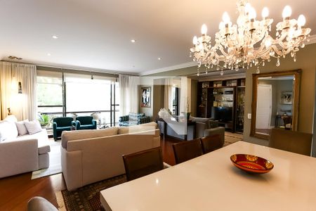 Sala  de apartamento à venda com 3 quartos, 176m² em Vila Suzana, São Paulo