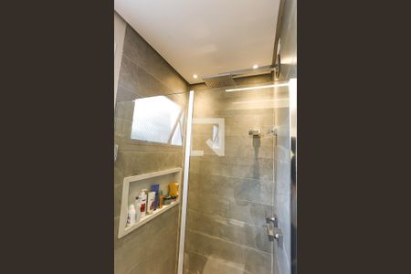 Apartamento à venda com 176m², 3 quartos e 3 vagasBanheiro da Suíte 2