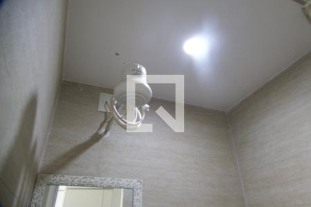 Apartamento à venda com 70m², 2 quartos e 1 vaga Apartamento à venda com 70m², 2 quartos e 1 vagaBanheiro serviço