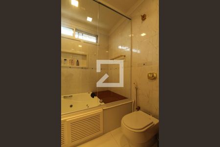 Apartamento à venda com 385m², 5 quartos e 4 vagasBanheiro - Suíte 2