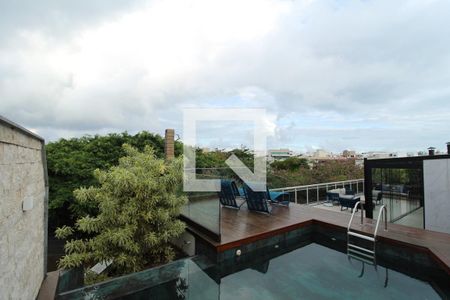 Apartamento à venda com 385m², 5 quartos e 4 vagasPiscina