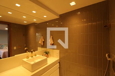 Apartamento à venda com 385m², 5 quartos e 4 vagasBanheiro - Suíte 1