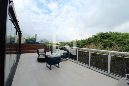 Apartamento à venda com 385m², 5 quartos e 4 vagasVaranda - Externa