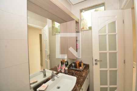 Casa à venda com 448m², 3 quartos e 2 vagasBanheiro