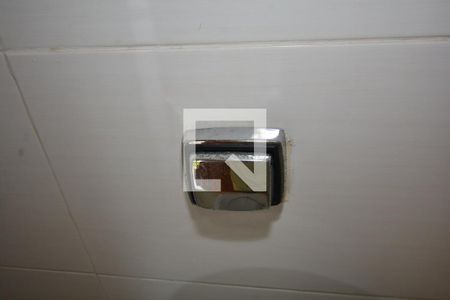 Casa à venda com 448m², 3 quartos e 2 vagasBanheiro 1 da Churrasqueira