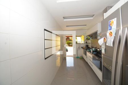 Casa à venda com 448m², 3 quartos e 2 vagasCozinha