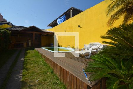 Casa à venda com 448m², 3 quartos e 2 vagasQuintal - Piscina