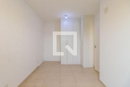 Quarto 1 de apartamento para alugar com 2 quartos, 64m² em Jardim Tupanci, Barueri