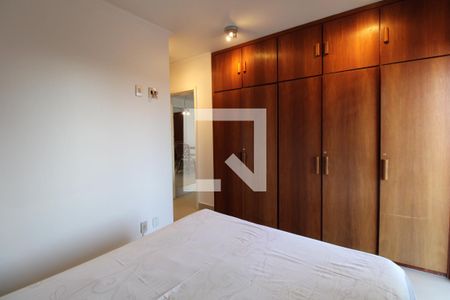 Apartamento à venda com 70m², 1 quarto e 2 vagasQuarto