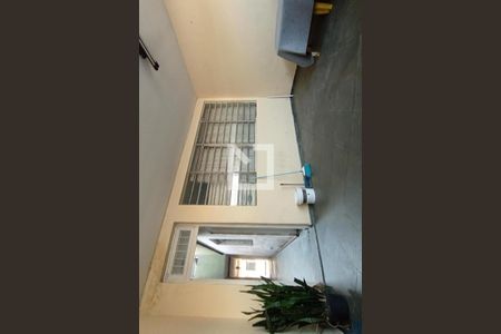 Casa à venda com 222m², 3 quartos e 2 vagas Casa à venda com 222m², 3 quartos e 2 vagasGaragem