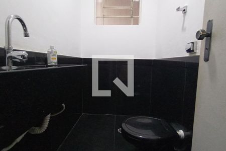 Casa à venda com 222m², 3 quartos e 2 vagas