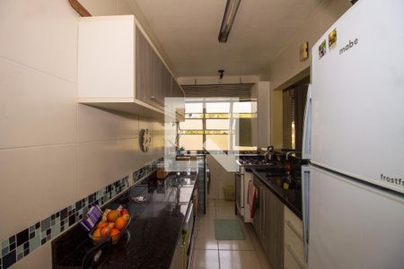 Apartamento à venda com 56m², 2 quartos e 1 vaga Apartamento à venda com 56m², 2 quartos e 1 vagaCozinha e Área de Serviço