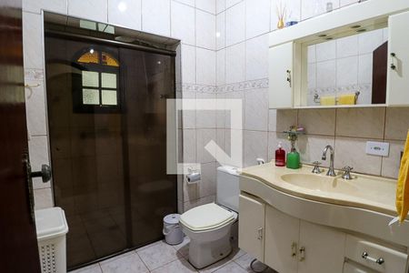 Casa à venda com 310m², 6 quartos e 3 vagas Casa à venda com 310m², 6 quartos e 3 vagasBanheiro Social do 2° andar