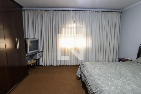 Casa à venda com 310m², 6 quartos e 3 vagas Casa à venda com 310m², 6 quartos e 3 vagasSuíte