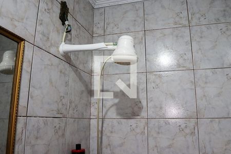 Casa à venda com 310m², 6 quartos e 3 vagas Casa à venda com 310m², 6 quartos e 3 vagasEdícula - Banheiro