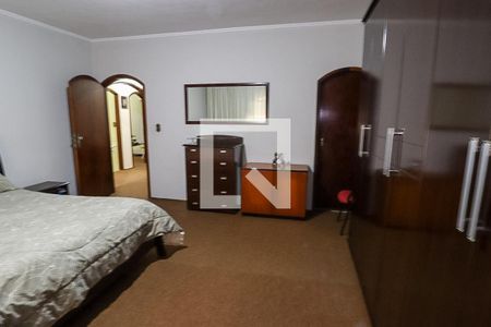Casa à venda com 310m², 6 quartos e 3 vagas Casa à venda com 310m², 6 quartos e 3 vagasSuíte