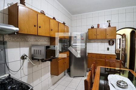 Casa à venda com 310m², 6 quartos e 3 vagas Casa à venda com 310m², 6 quartos e 3 vagasCozinha