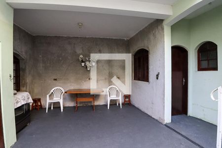 Casa à venda com 310m², 6 quartos e 3 vagas Casa à venda com 310m², 6 quartos e 3 vagasQuintal