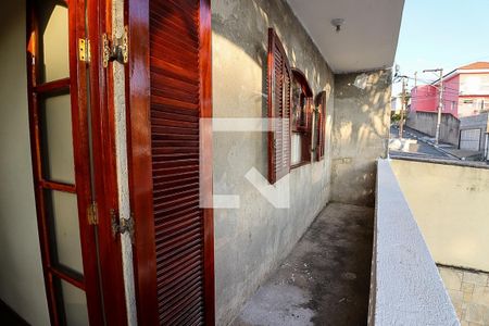 Casa à venda com 310m², 6 quartos e 3 vagas Casa à venda com 310m², 6 quartos e 3 vagasSacada