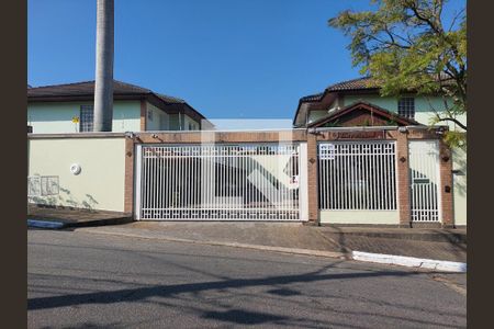 Casa de condomínio para alugar com 132m², 3 quartos e 2 vagasFachada