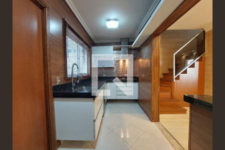 Casa de condomínio para alugar com 132m², 3 quartos e 2 vagasCozinha