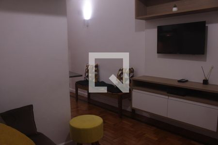 Sala de apartamento para alugar com 1 quarto, 50m² em Copacabana, Rio de Janeiro