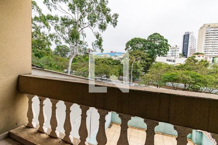 Casa à venda com 150m², 3 quartos e 2 vagas Casa à venda com 150m², 3 quartos e 2 vagasVaranda do Quarto 2