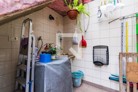 Casa à venda com 150m², 3 quartos e 2 vagas Casa à venda com 150m², 3 quartos e 2 vagasLavanderia
